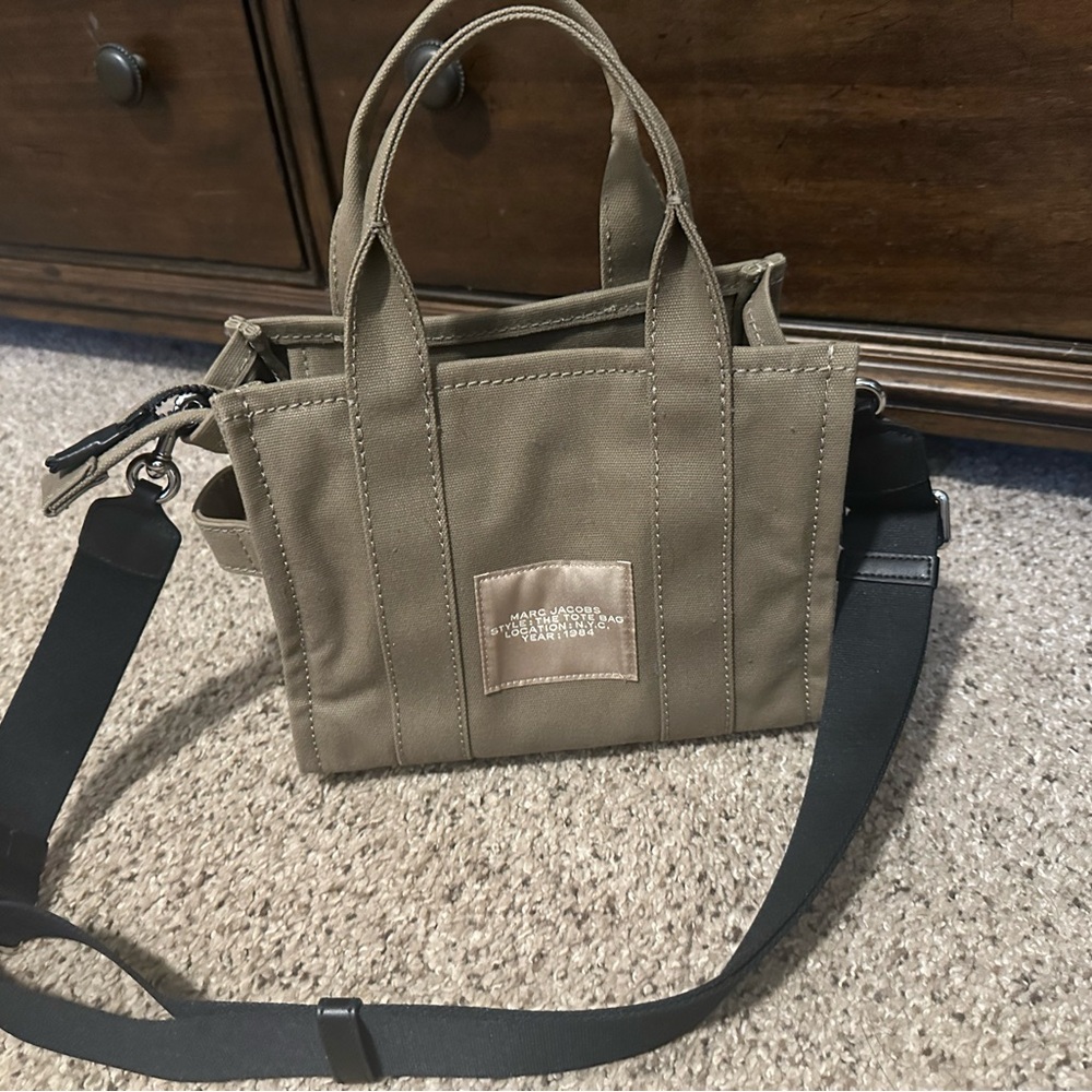 Marc Jacobs Mini Tote - Picture 3 of 5